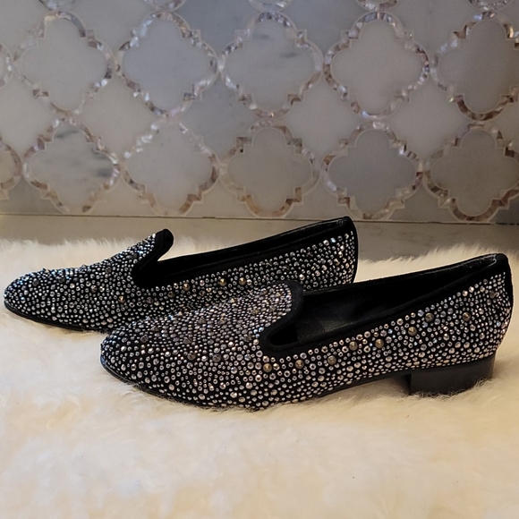 💥HP GOALS PARTY💥Stuart weitzman studded loafer - Picture 3 of 5